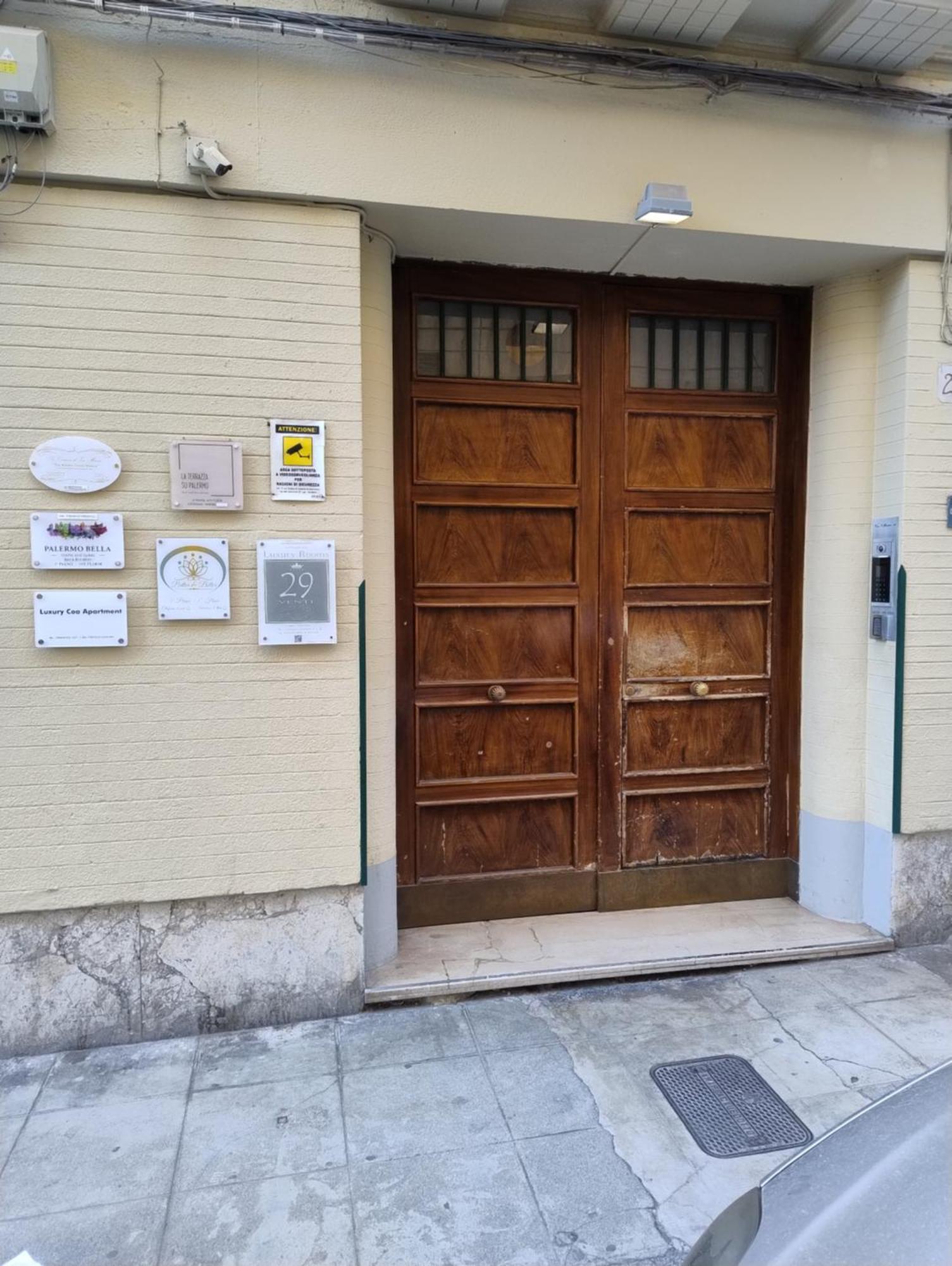 Le Camere Di Via Meccio Palermo Eksteriør billede